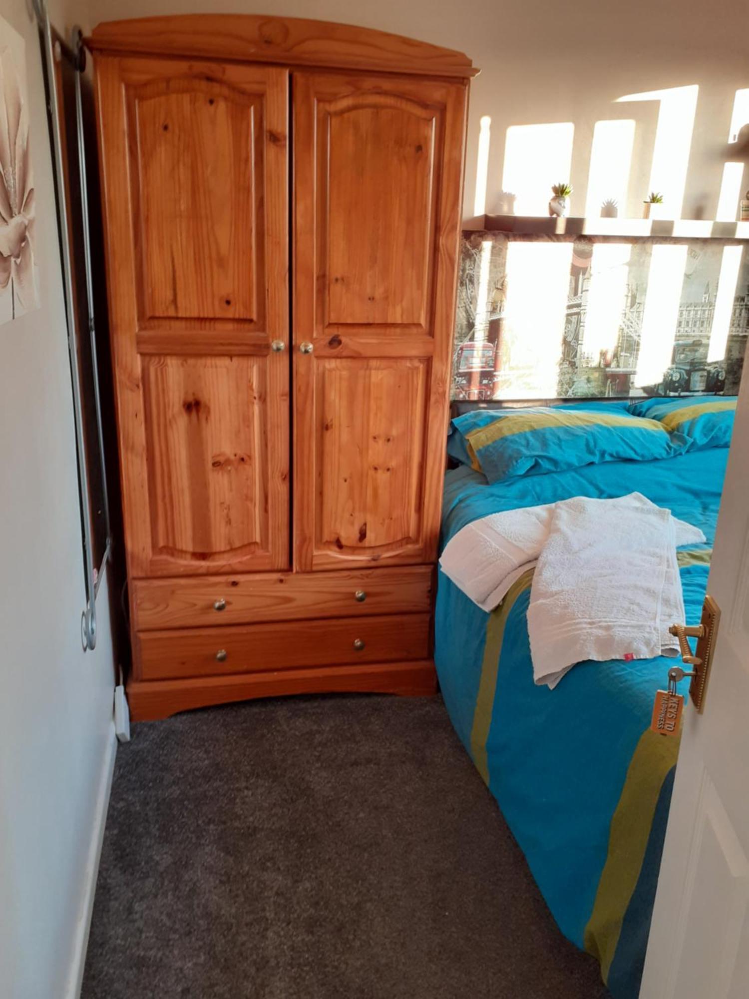 Home From Home Single Or Double Room Netflix Or Virgin Tv Wifi & Free Parking Poole Exterior foto